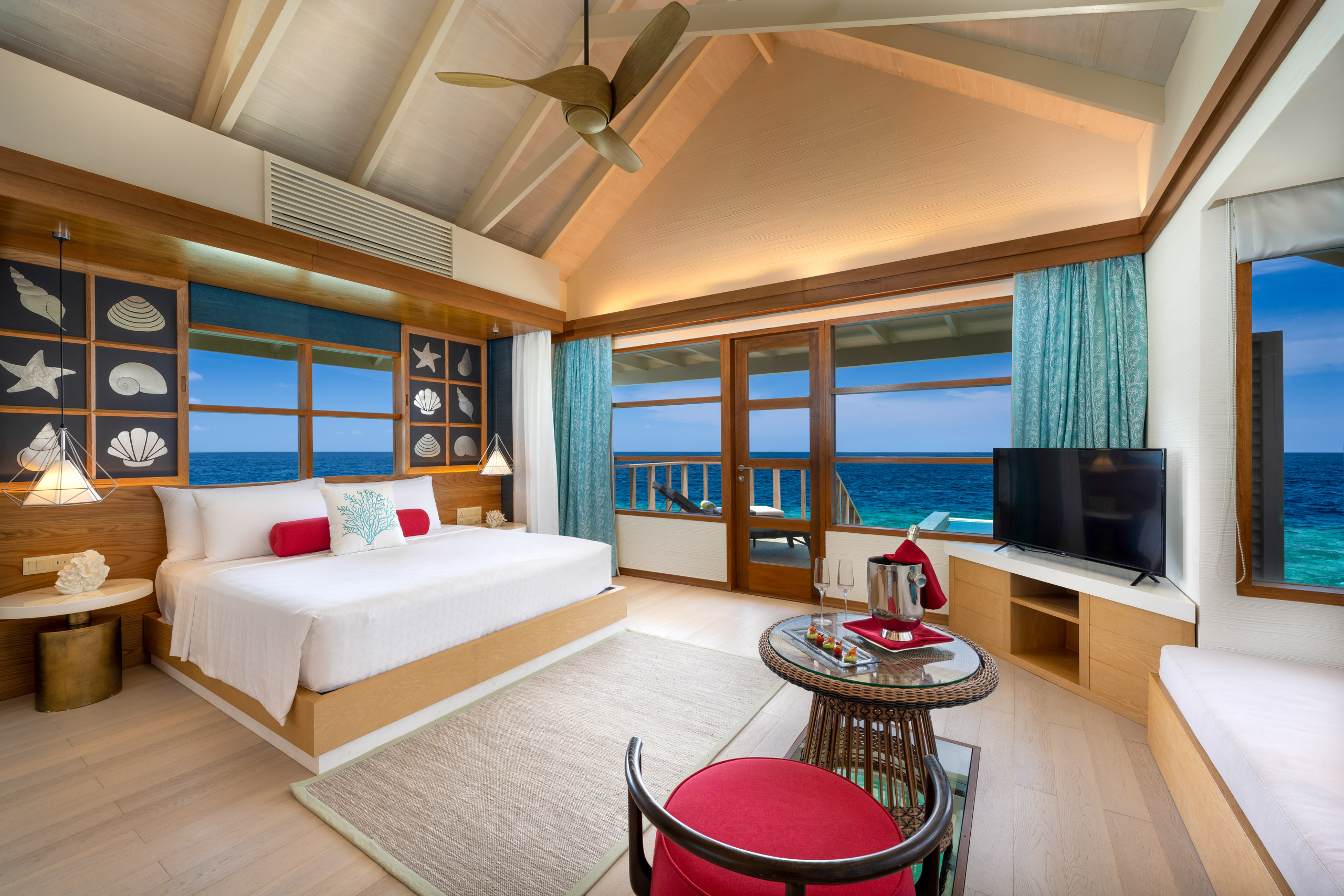 OBLU SELECT Lobigili | Travel Gallery